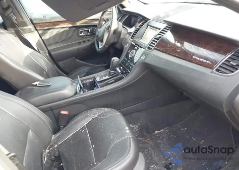 2017 Ford Taurus Limited z USA, uszkodzony, nr VIN 1FAHP2F83HG104546